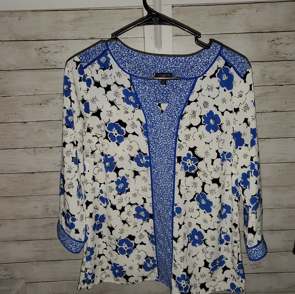⛄Talbots Small Semi Sheer Navy Blue Floral Top - Picture 3 of 7